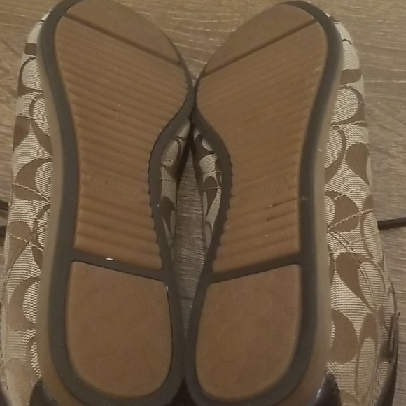 Used Coach GeeGee Sneakers Size 10 - Picture 6 of 9